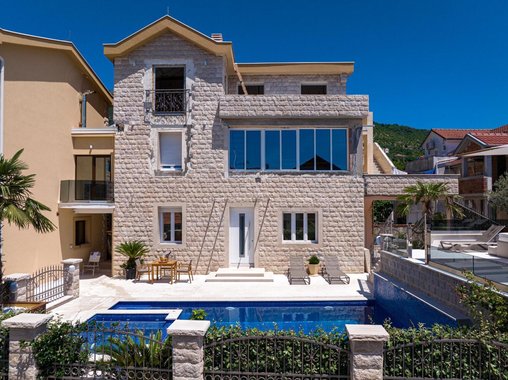 Raicevic Residence Tivat Exterior photo